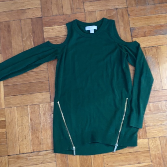 Michael Kors Cold Shoulder Side Zip Sweater - Picture 4 of 10